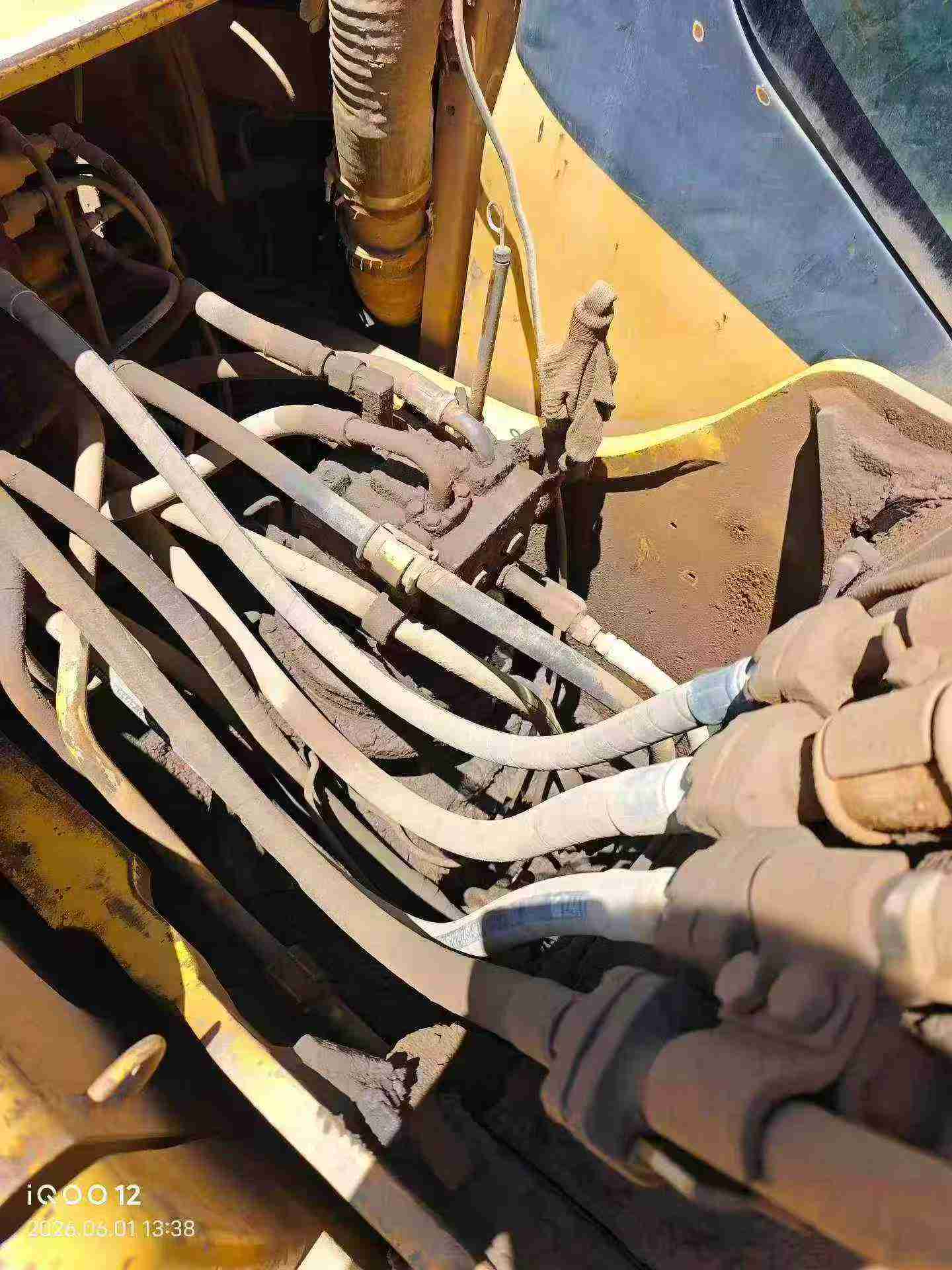 Buy Komatsu PC220 Used Excavator / 7 Buy Komatsu PC220 Used Excavator / 7
