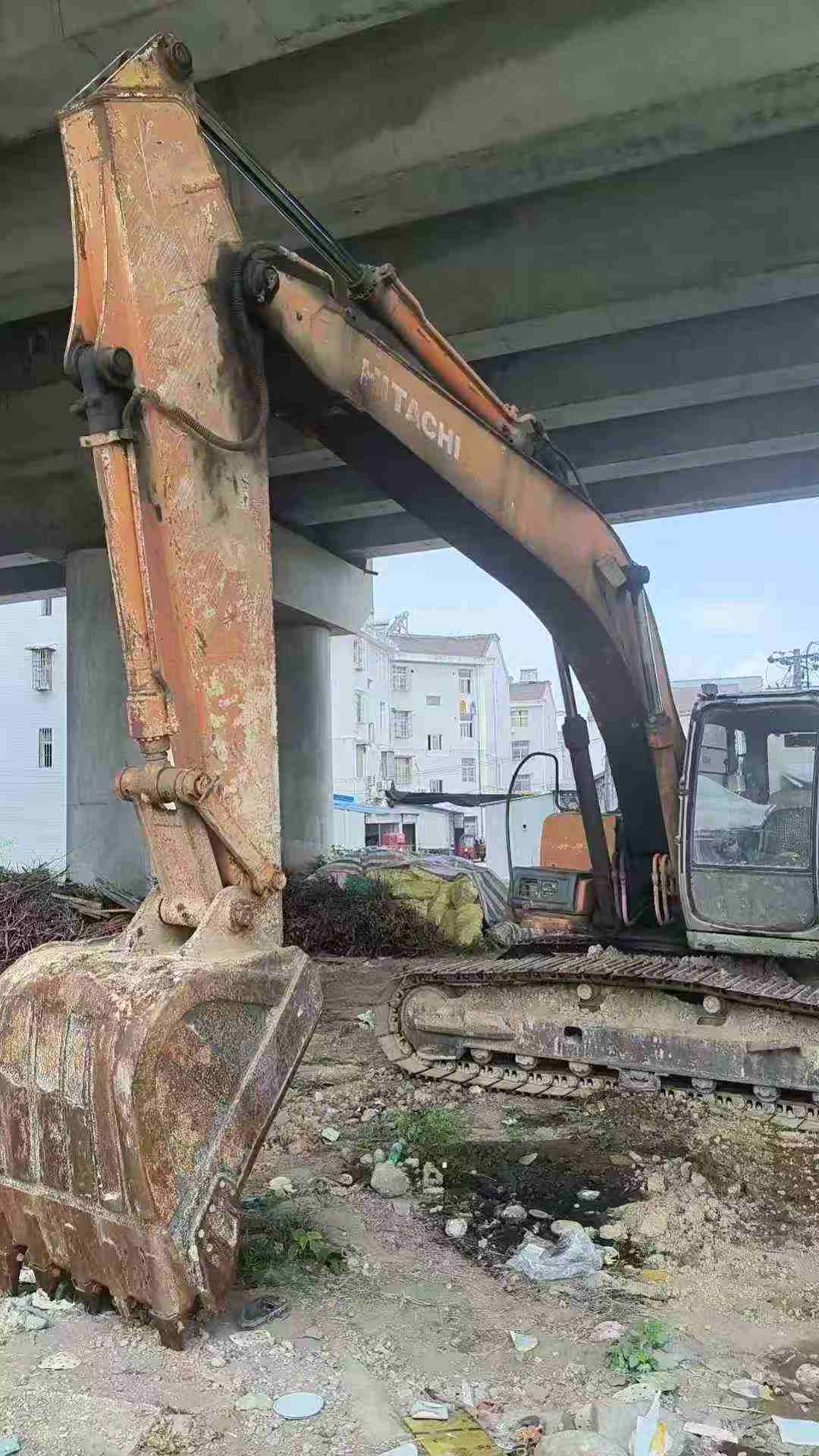 Buy Hitachi EX200 Used Excavator / 4 Buy Hitachi EX200 Used Excavator / 4