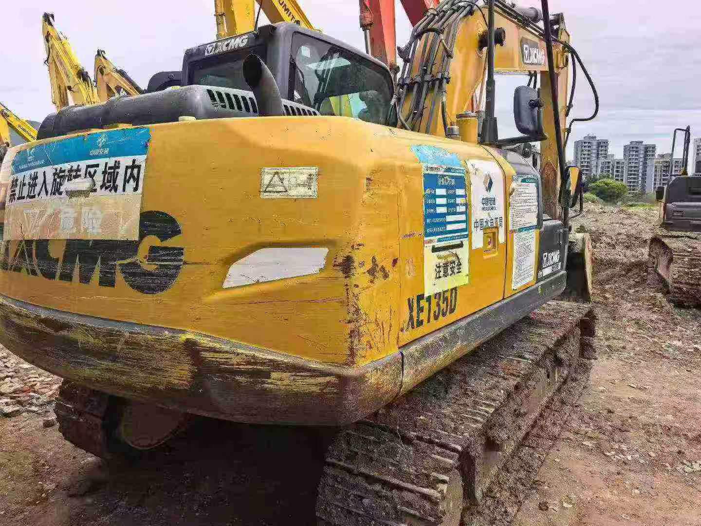 Buy XCMG XE135B Used Excavator / 6