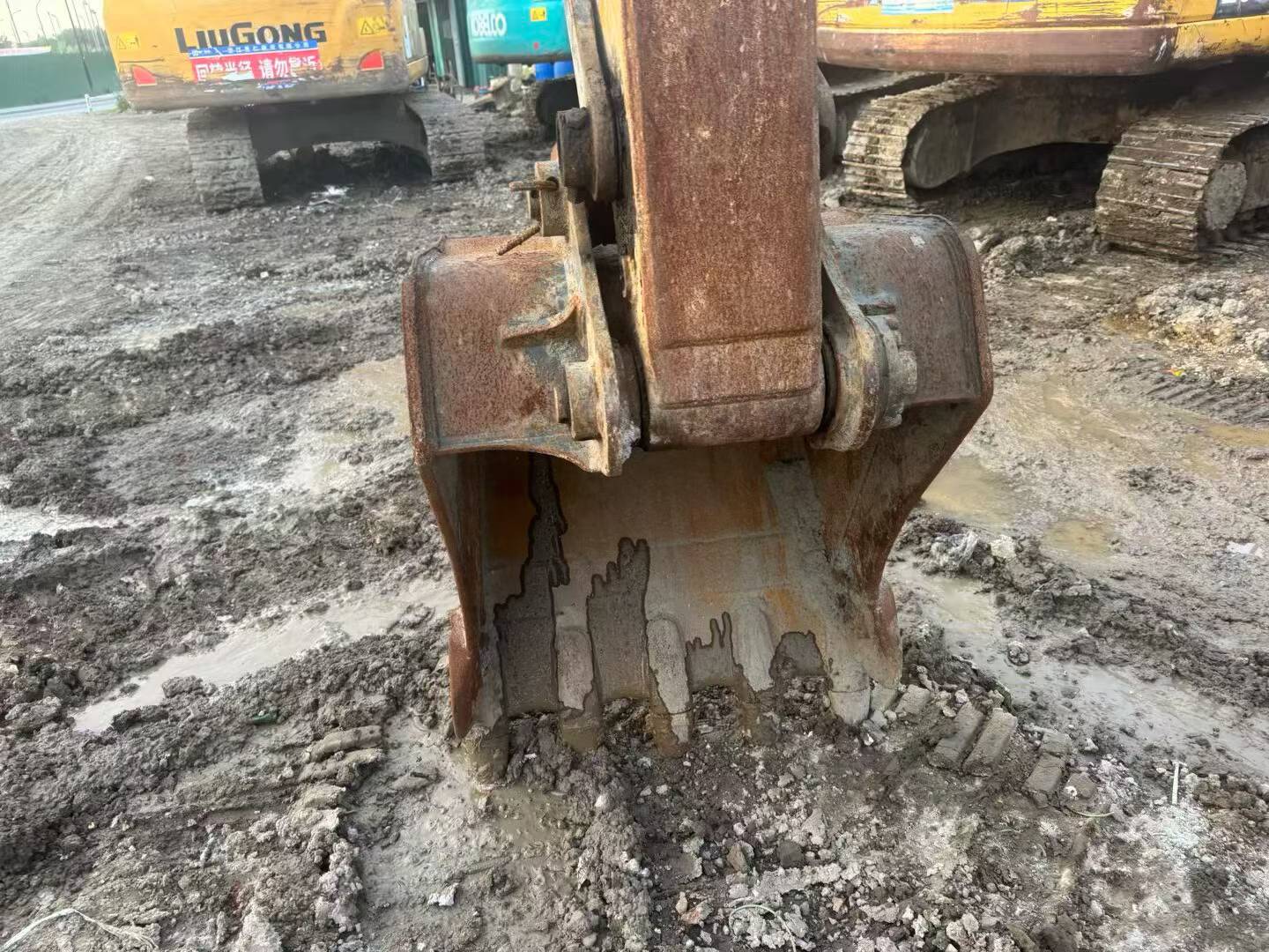 Buy XCMG XE135B Used Excavator / 8 Buy XCMG XE135B Used Excavator / 8