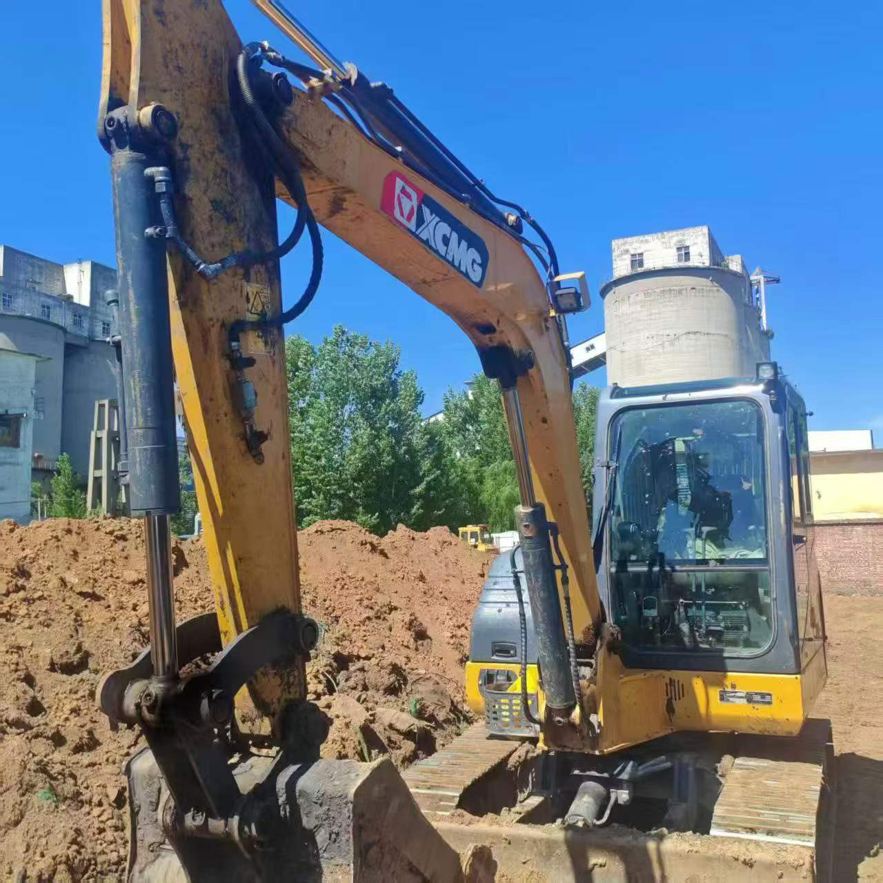 Buy XCMG XE60 Used Excavator / 3
