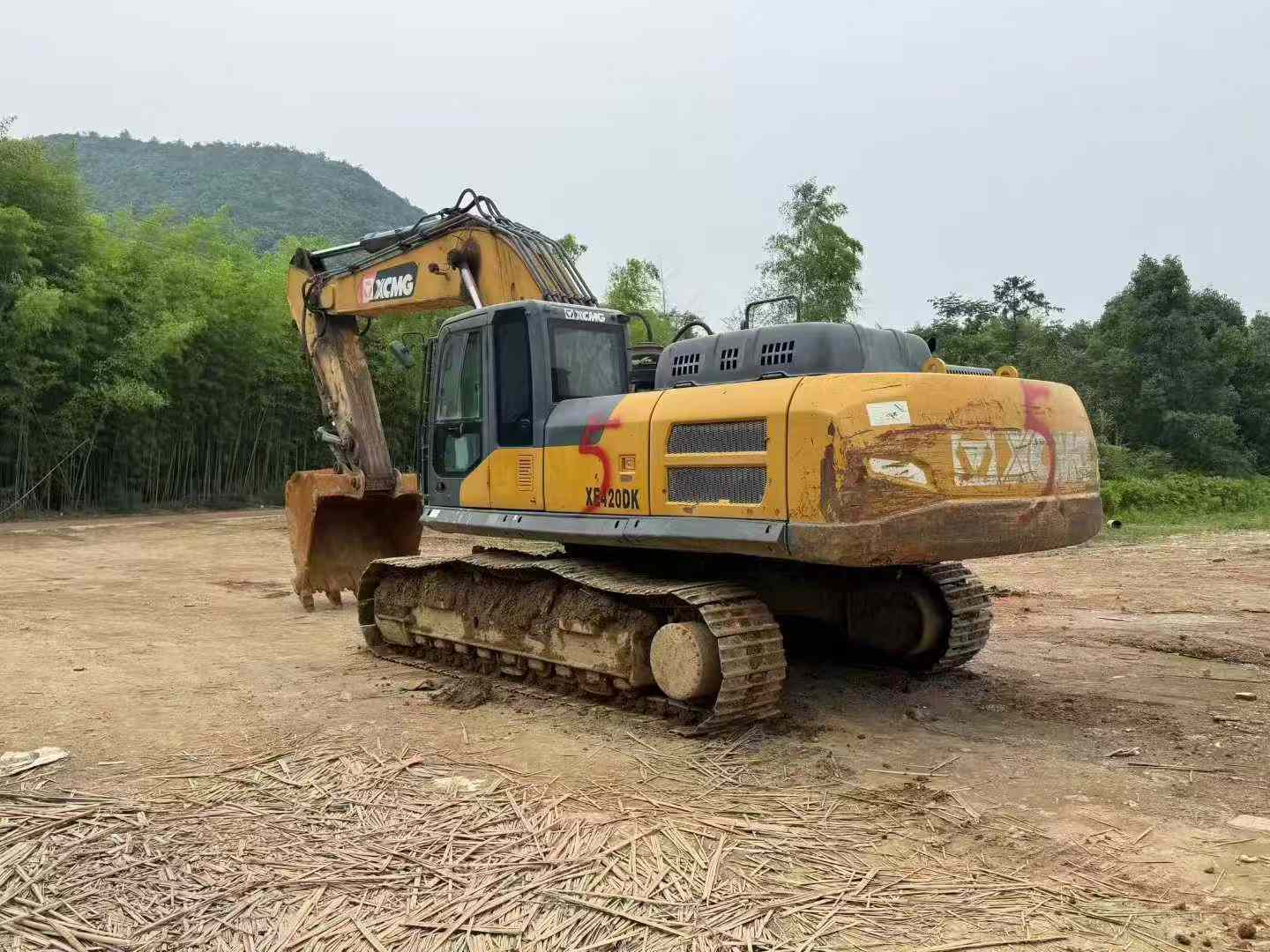 Buy XCMG XE370 Used Excavator / 1