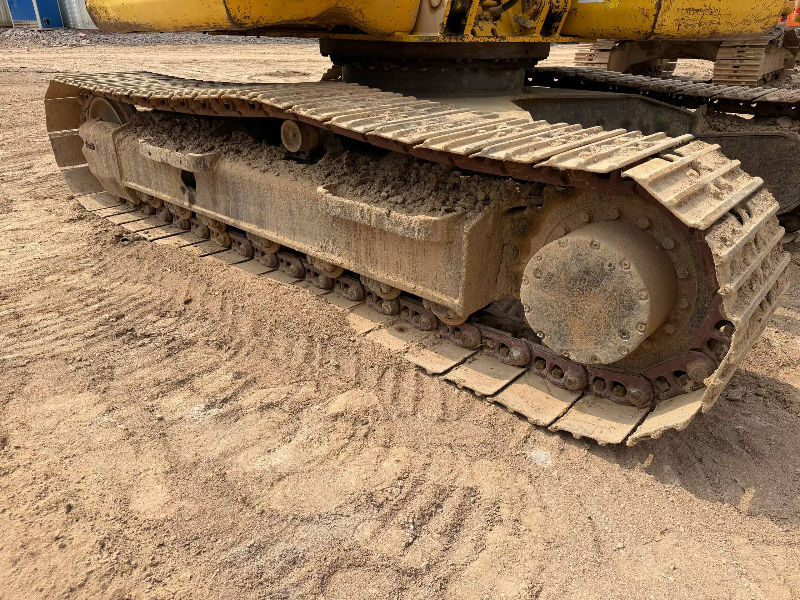 Buy Komatsu PC130-8 Used Excavator / 8 Buy Komatsu PC130-8 Used Excavator / 8