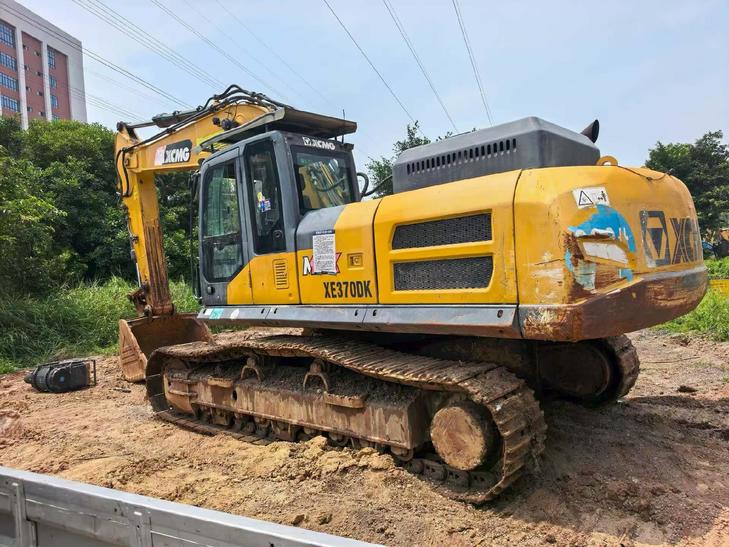 Buy XCMG XE335C Used Excavator / 1