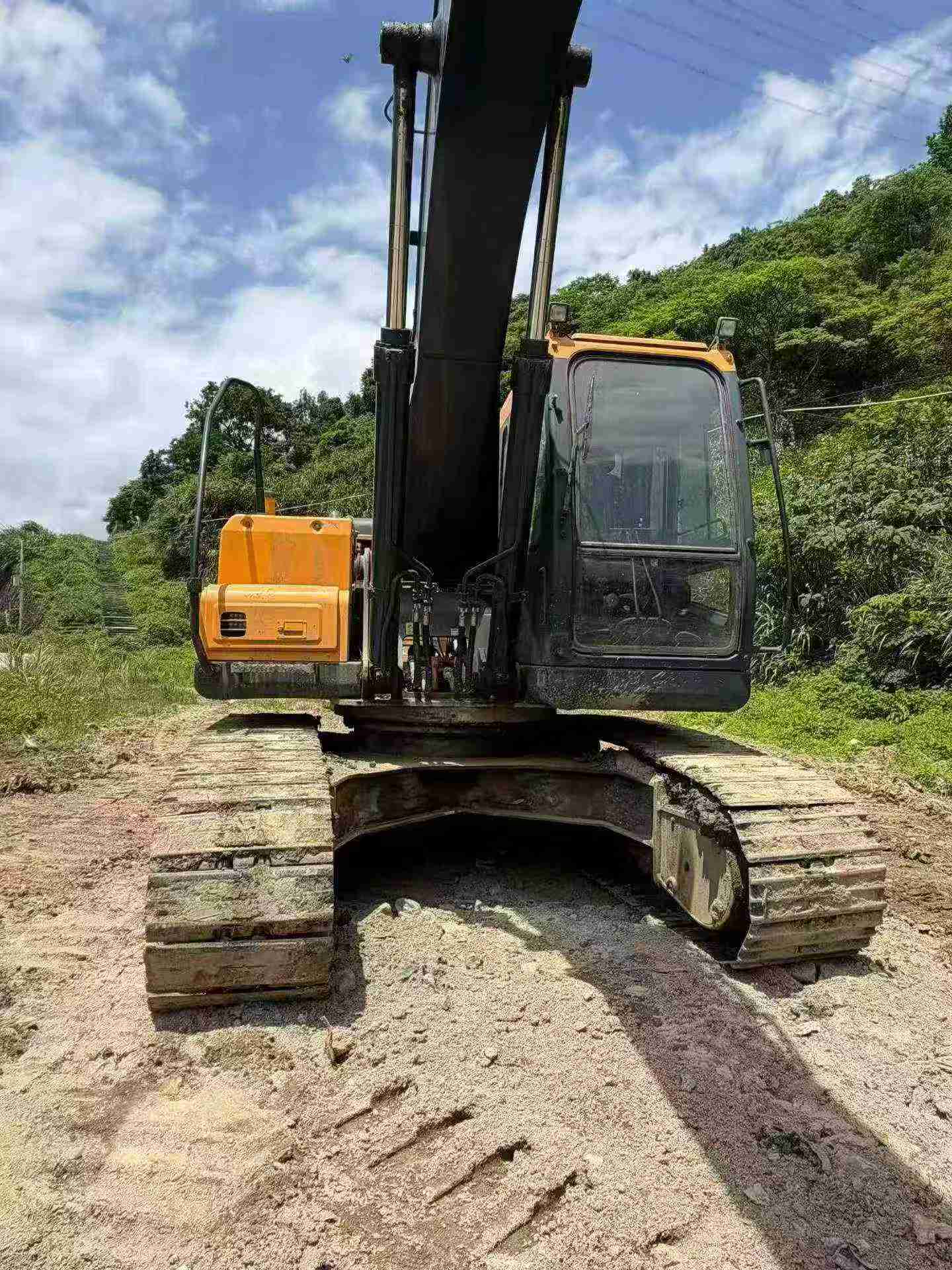 Buy Hyundai R215VS Used Excavator / 8