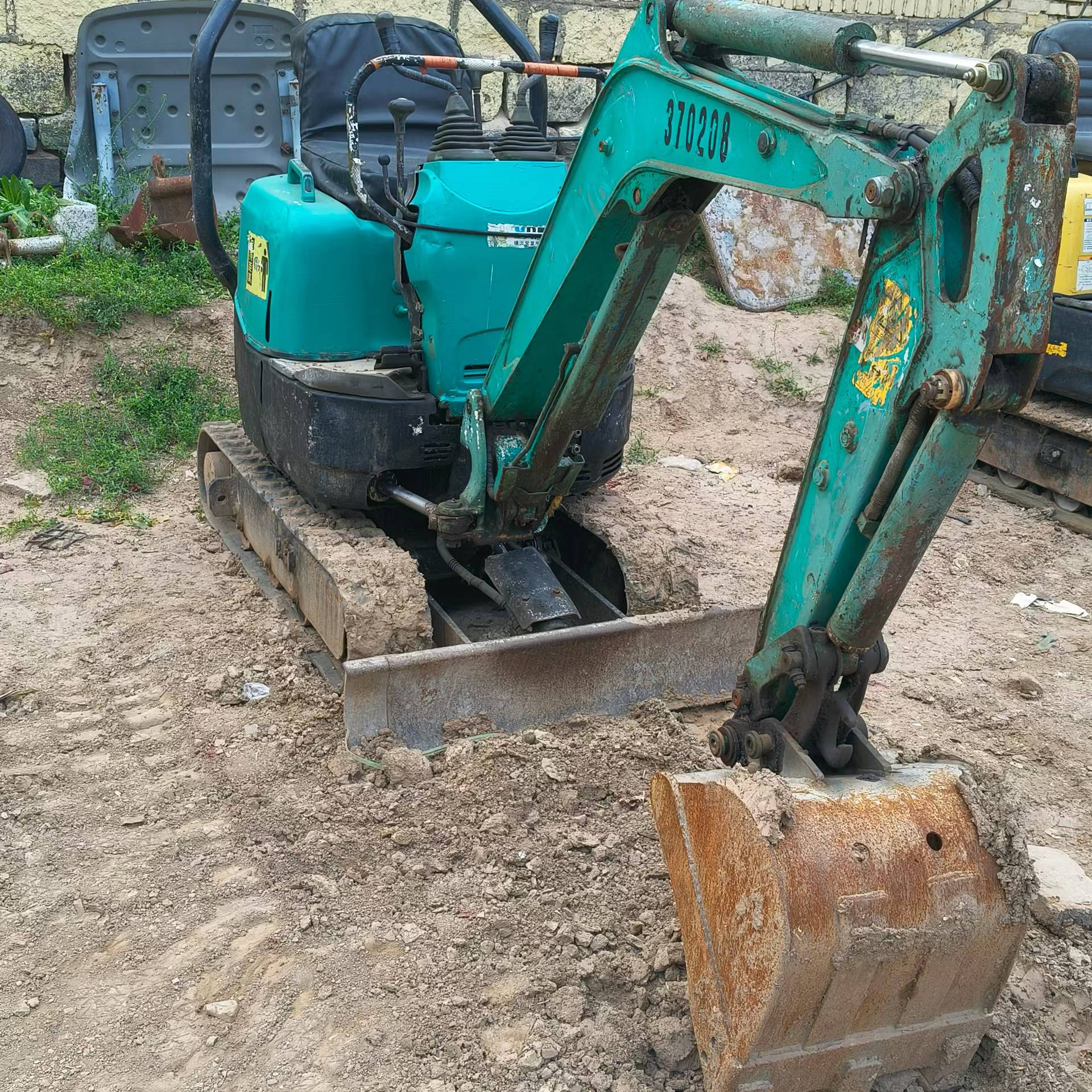 Buy Yanmar Vio10-2 Used Excavator / 2