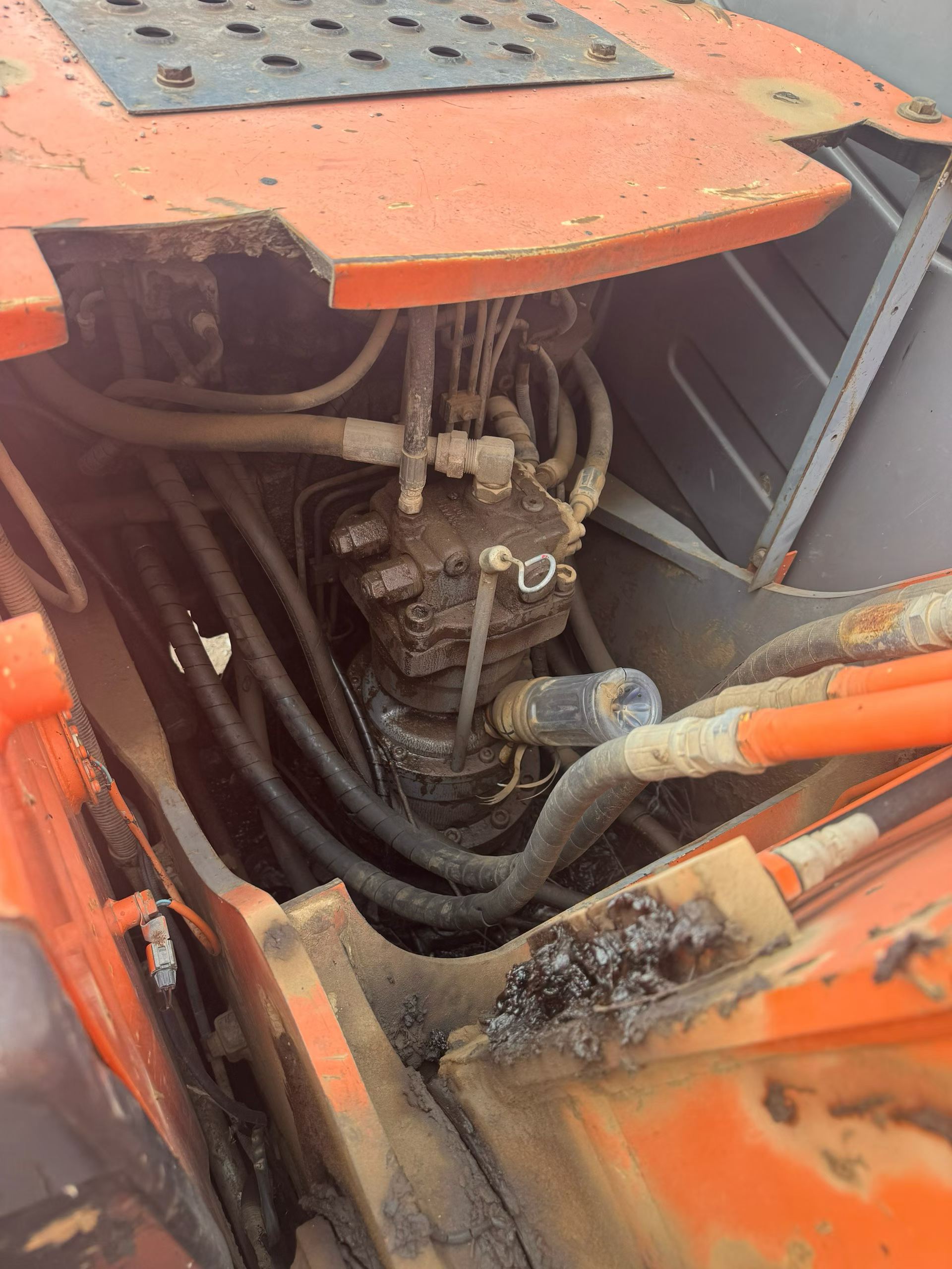 Buy Hitachi EX120-6 Used Excavator / 6 Buy Hitachi EX120-6 Used Excavator / 6