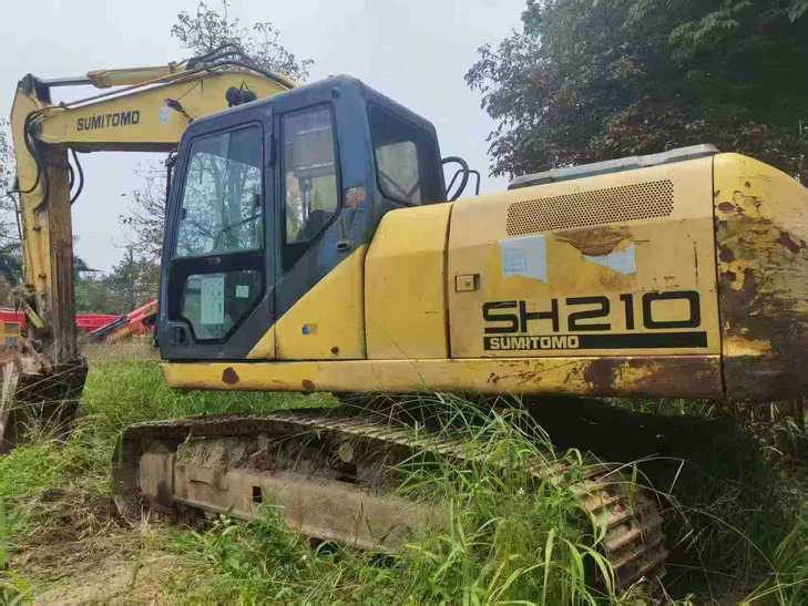 Buy Sumitomo SH200A5 Used Excavator / 1