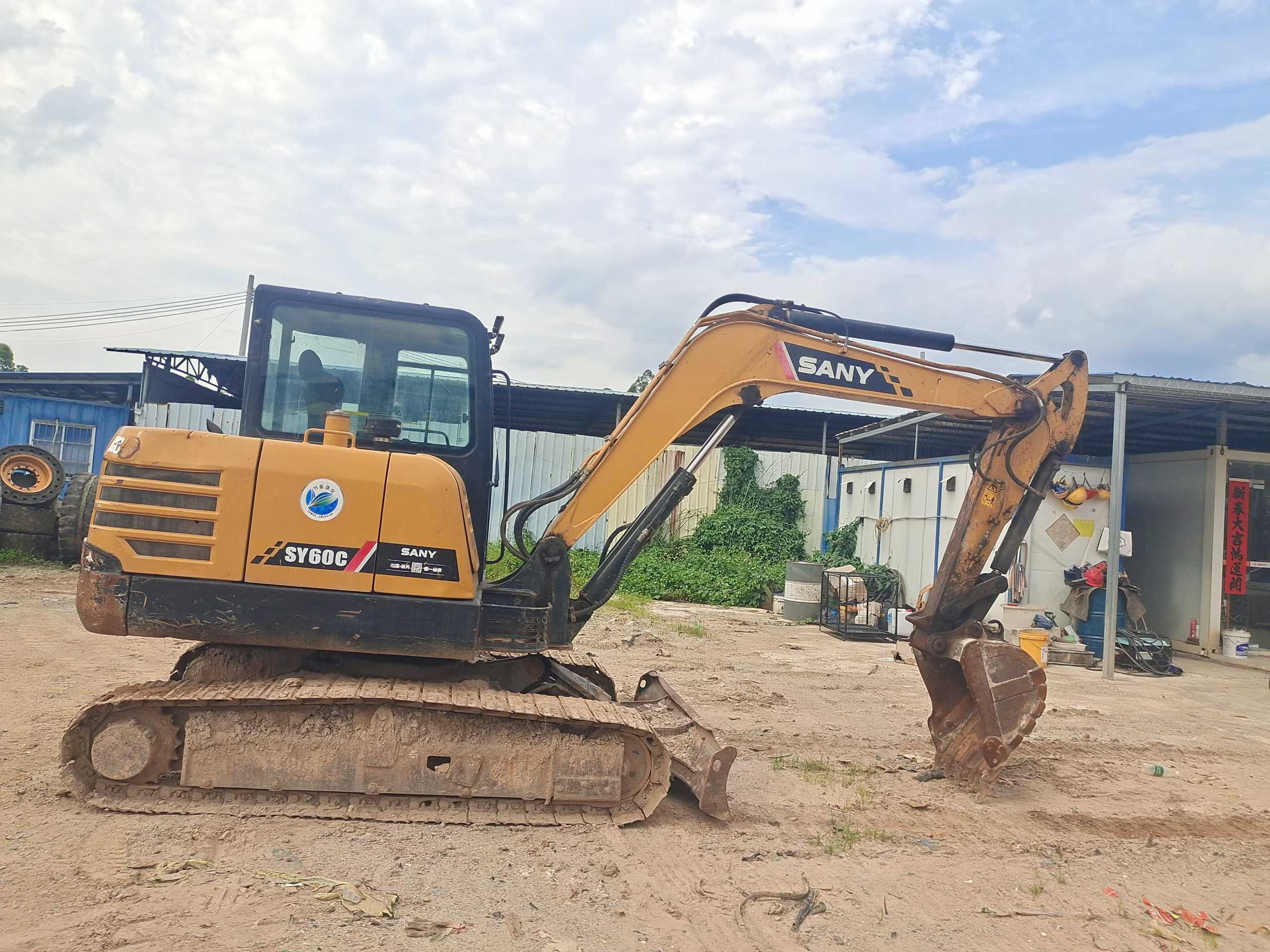 Buy Sany SY60 Used Excavator / 3 Buy Sany SY60 Used Excavator / 3