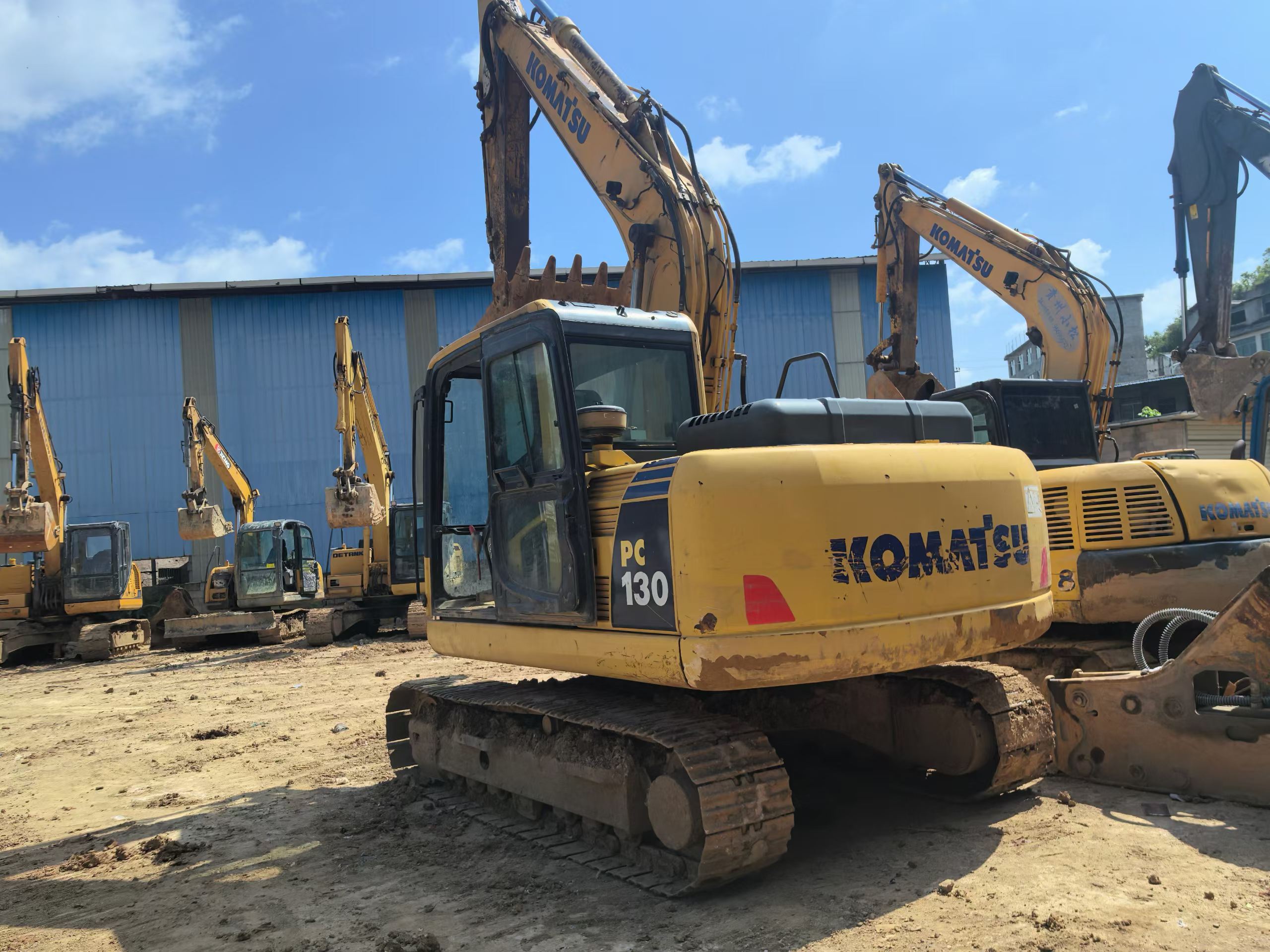 Buy Komatsu PC130 Used Excavator / 6