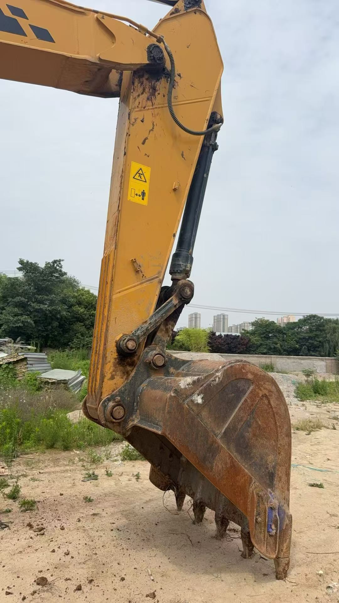 Buy Sany SY245H Used Excavator / 4 Buy Sany SY245H Used Excavator / 4