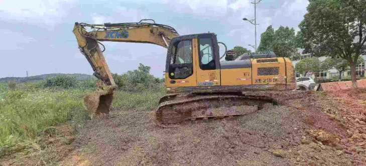 Buy XCMG XE200 Used Excavator / 1