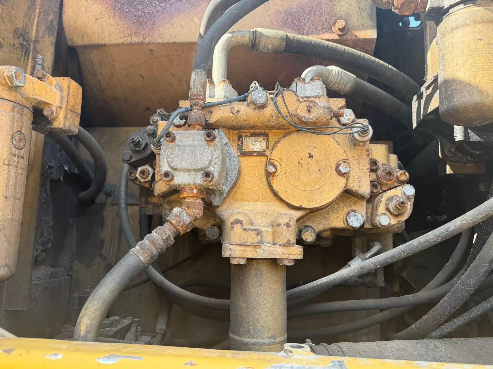 Buy Caterpillar 320D Used Excavator / 6 Buy Caterpillar 320D Used Excavator / 6