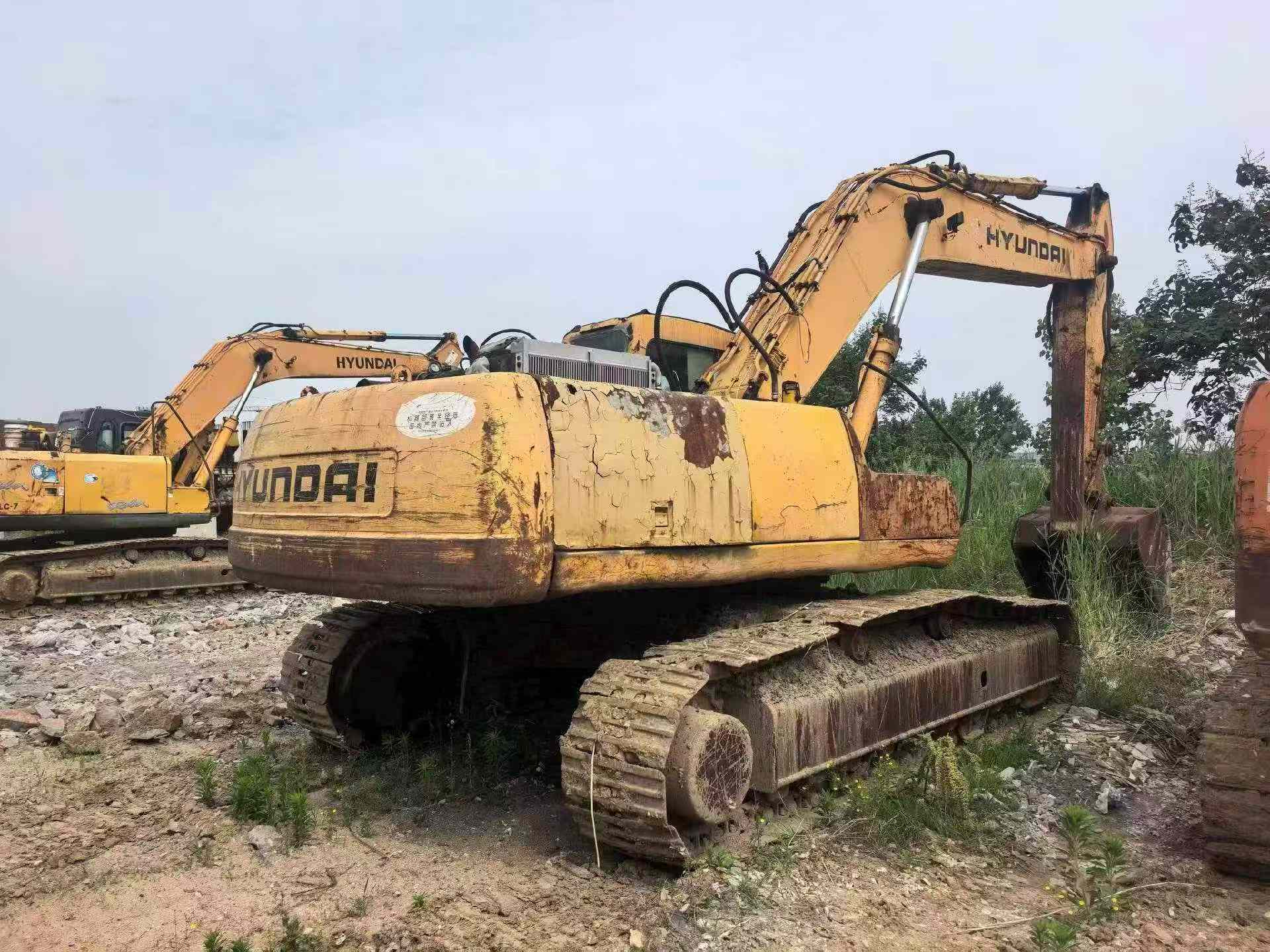 Buy Hyundai R300LC-5 Used Excavator / 7