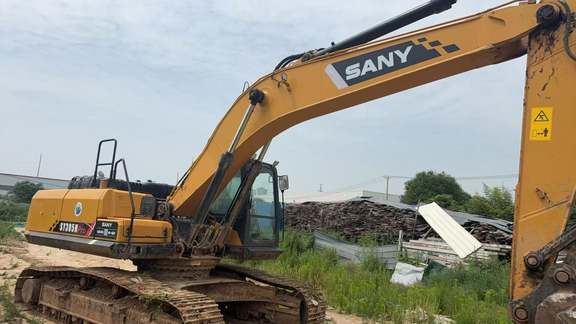 Buy Sany SY245H Used Excavator / 2 Buy Sany SY245H Used Excavator / 2