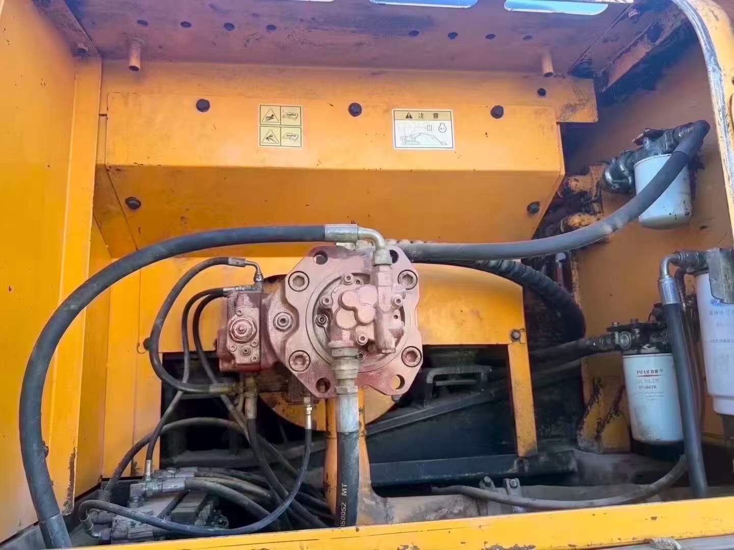 Buy Hyundai R305LVS Used Excavator / 7