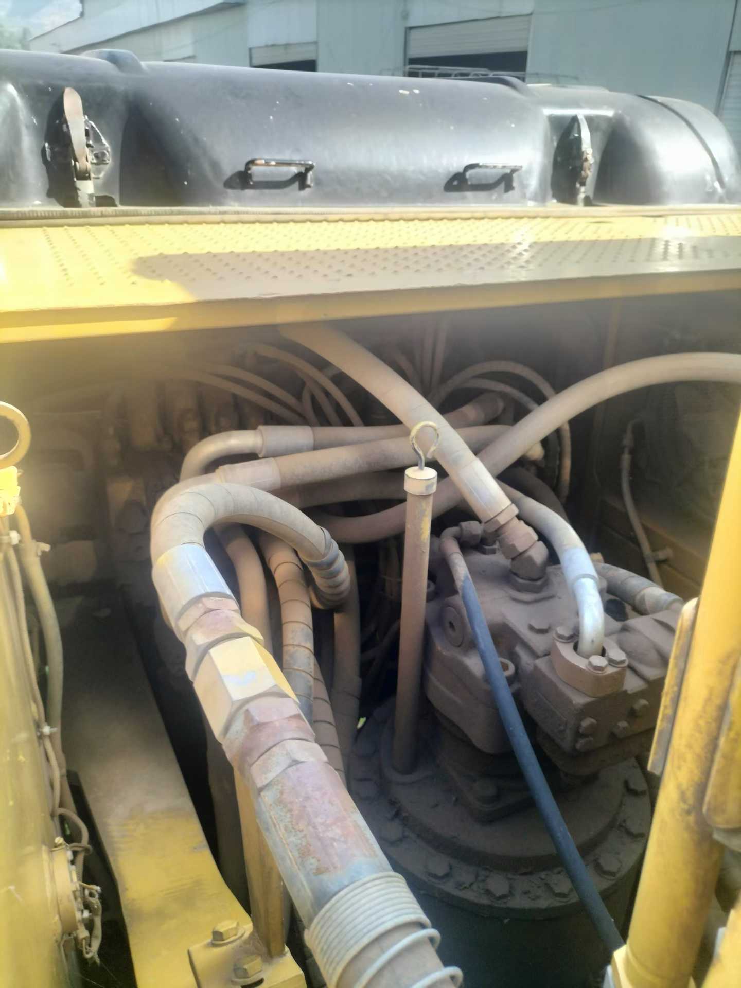 Buy Caterpillar 324D Used Excavator / 5 Buy Caterpillar 324D Used Excavator / 5