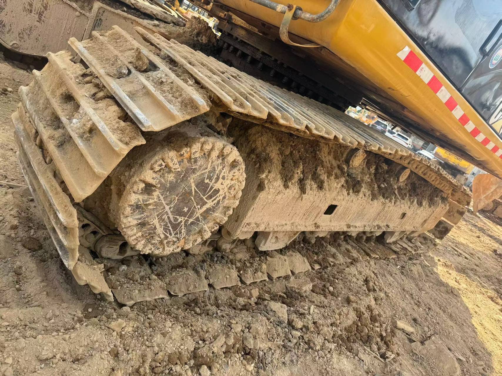 Buy Caterpillar 320D Used Excavator / 4 Buy Caterpillar 320D Used Excavator / 4