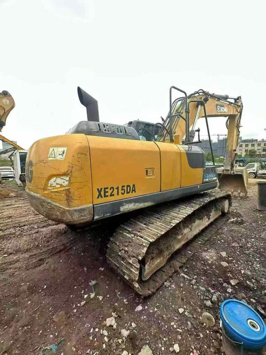Buy XCMG XE205DA Used Excavator / 1