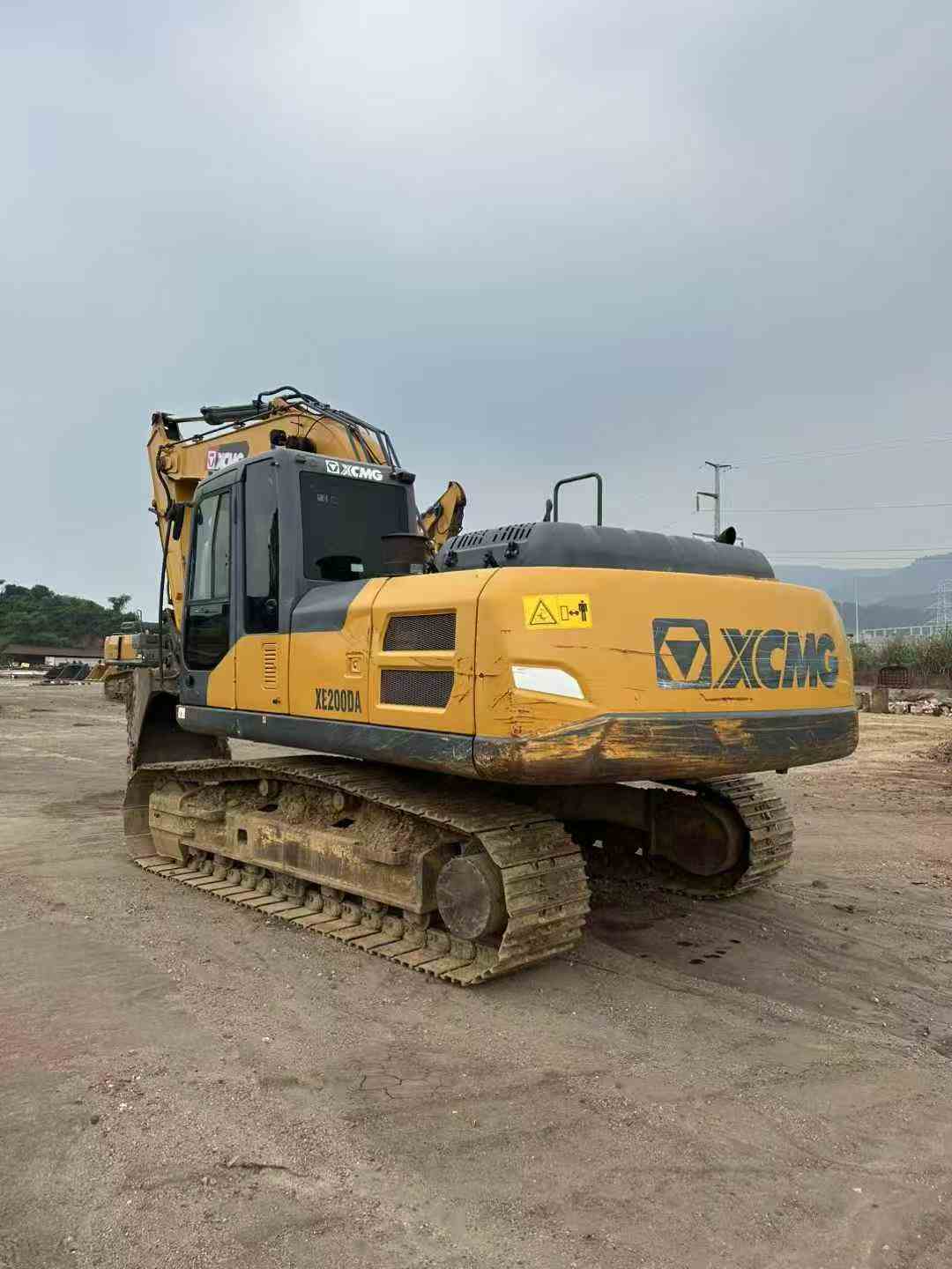 Buy XCMG XE200 Used Excavator / 3 Buy XCMG XE200 Used Excavator / 3