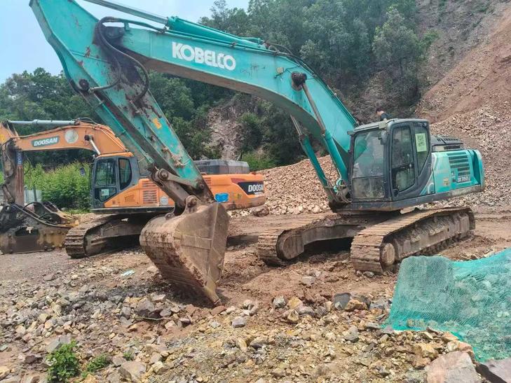 Buy Kobelco SK350-8 Used Excavator / 1