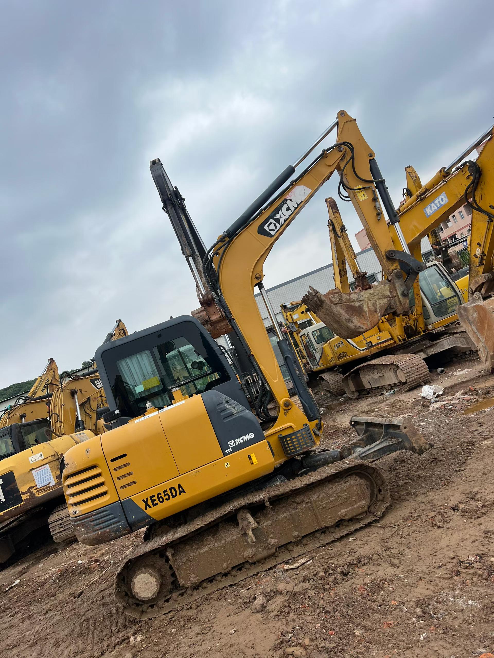 Buy XCMG XE55D Used Excavator / 3