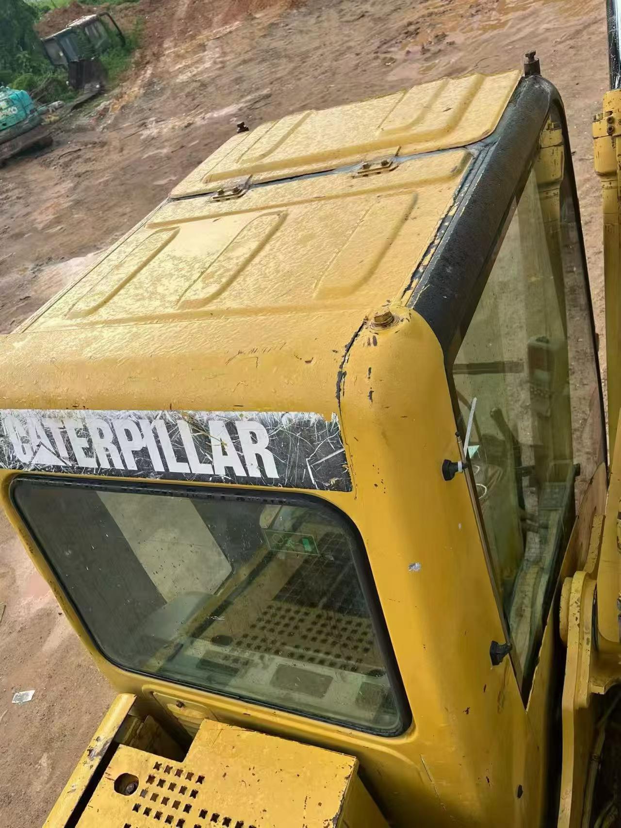 Buy Caterpillar 320C Used Excavator / 8