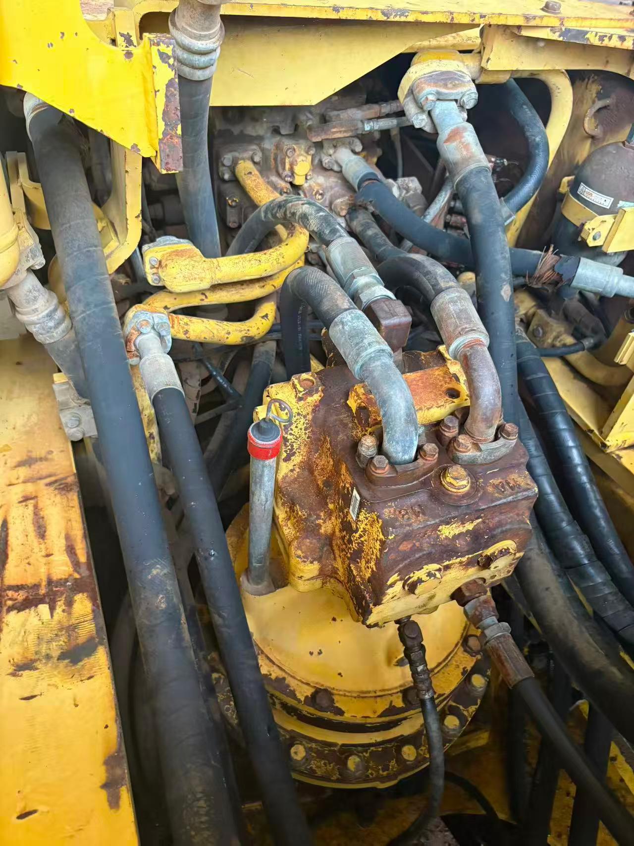 Buy Komatsu PC300-7 Used Excavator / 9 Buy Komatsu PC300-7 Used Excavator / 9