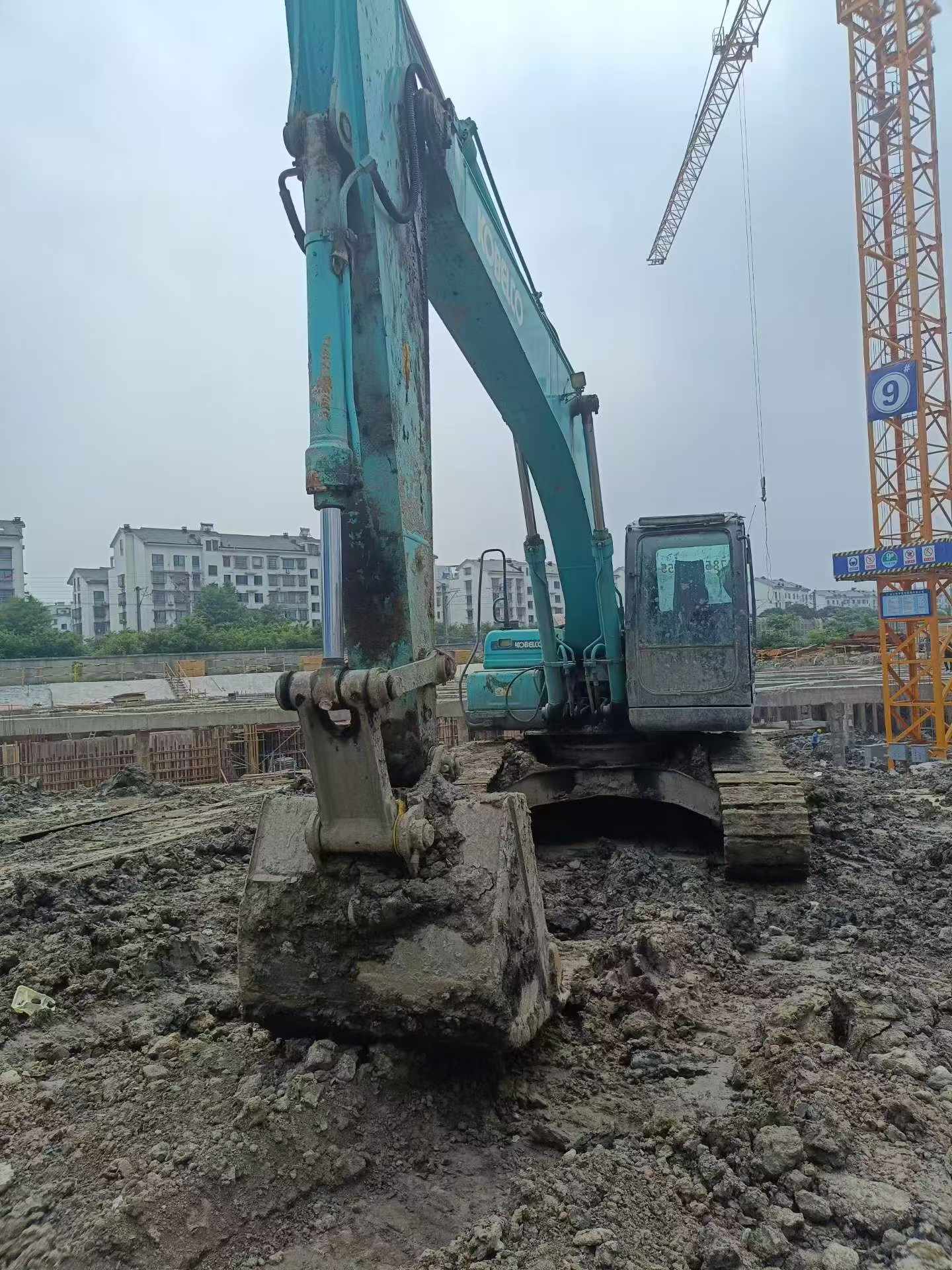 Buy Kobelco SK210 Used Excavator / 2 Buy Kobelco SK210 Used Excavator / 2