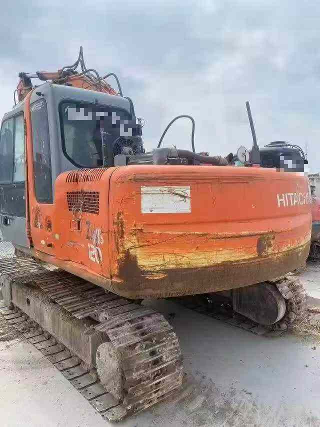 Buy Hitachi EX120-6 Used Excavator / 2