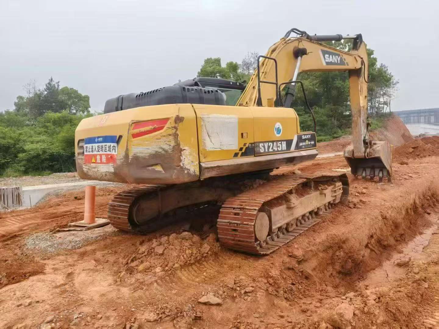 Buy Sany SY245H Used Excavator / 1