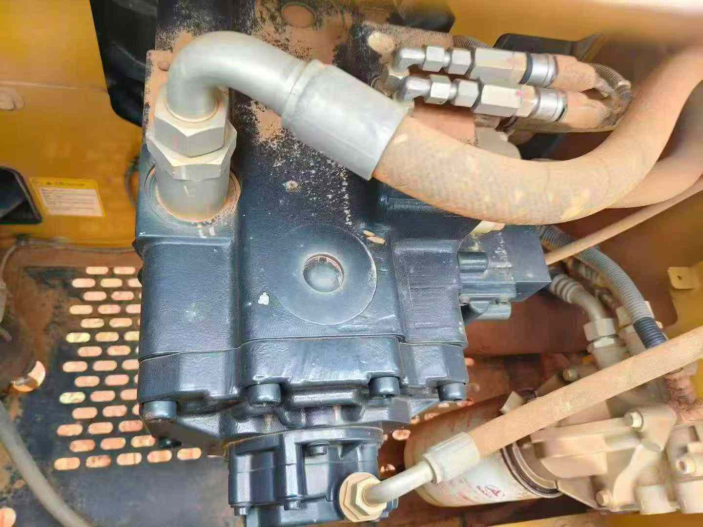 Buy Sany SY205C Used Excavator / 2 Buy Sany SY205C Used Excavator / 2