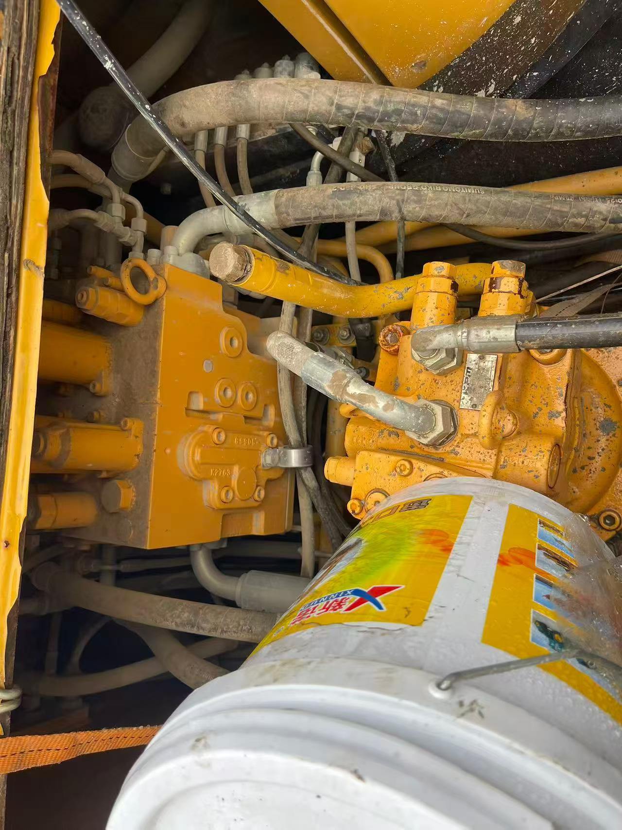 Buy Sany SY215C Used Excavator / 2