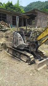 Buy Komatsu PC30-1 Used Excavator / 2 Buy Komatsu PC30-1 Used Excavator / 2