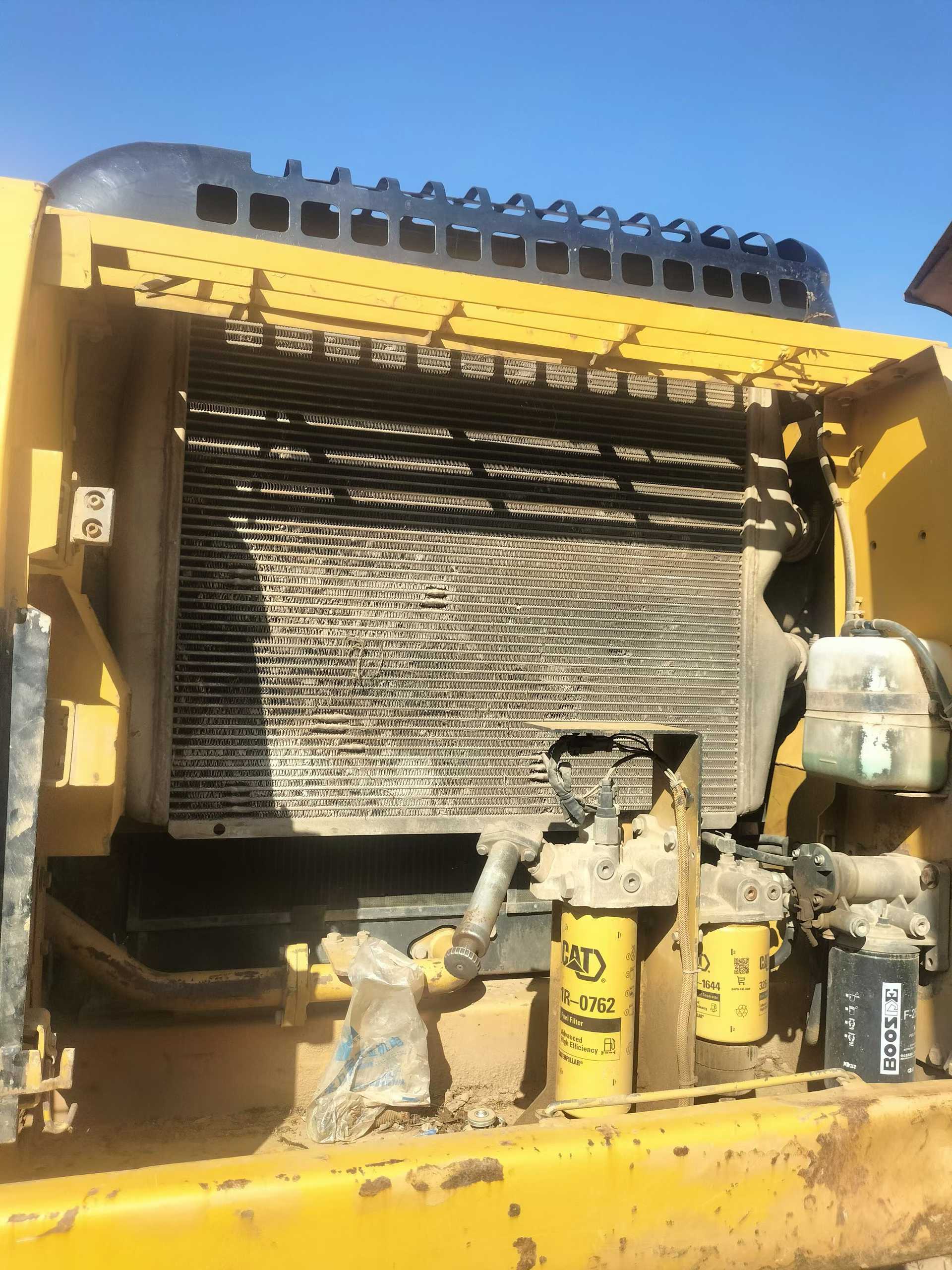 Buy Caterpillar 324D Used Excavator / 4 Buy Caterpillar 324D Used Excavator / 4