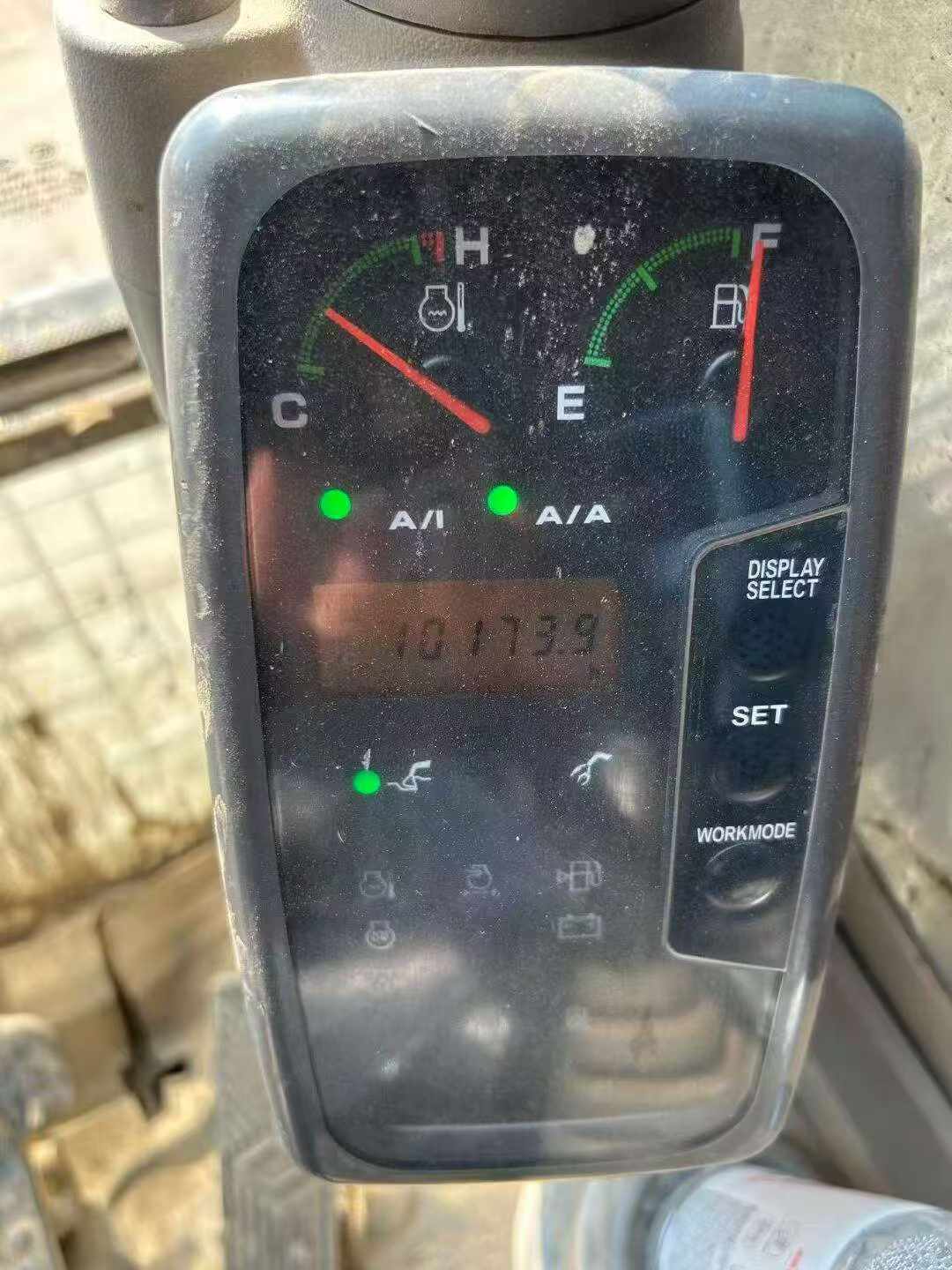 Buy Hitachi EX120 Used Excavator / 2
