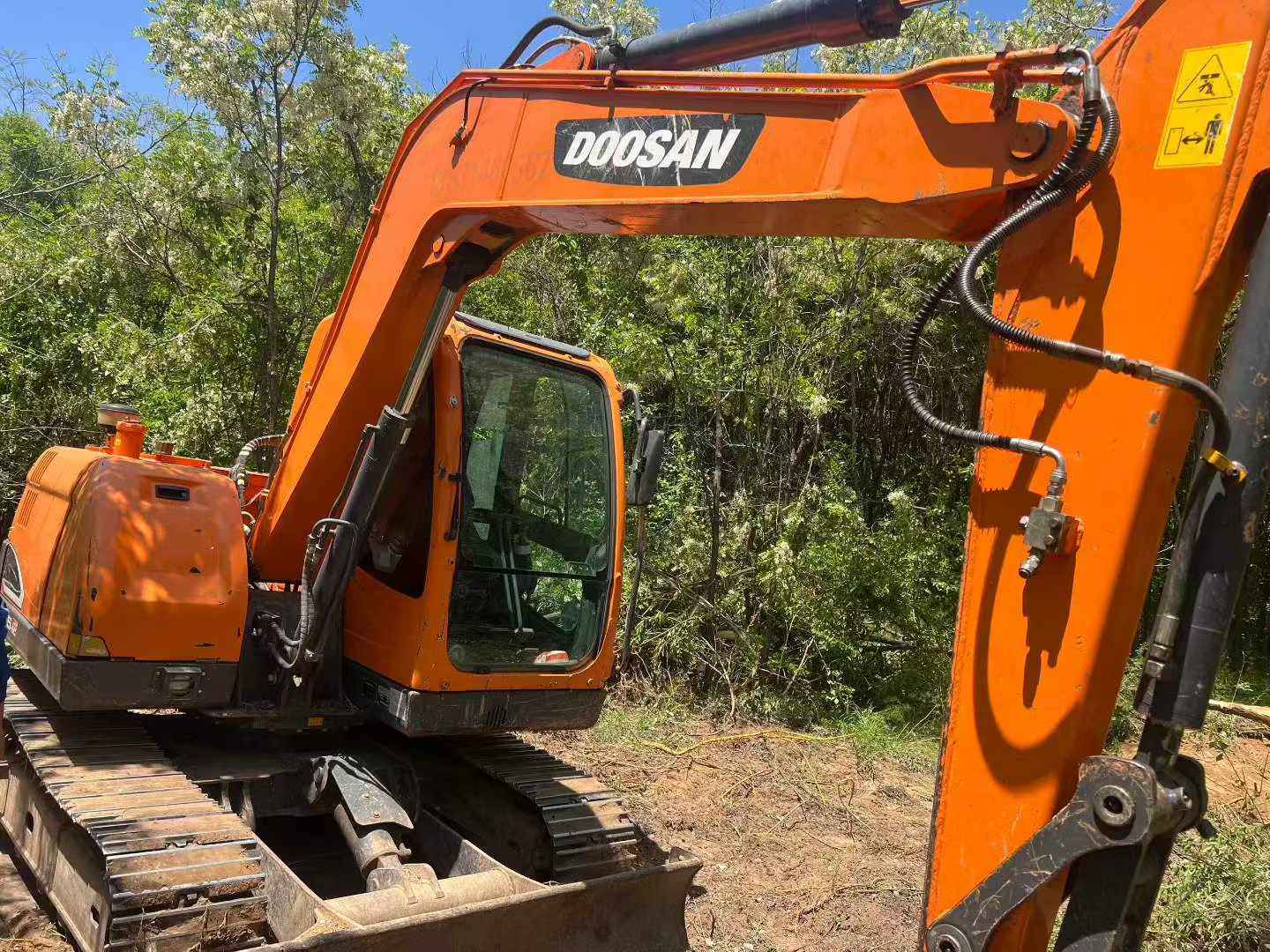 Buy Doosan DX75-10 Used Excavator / 4 Buy Doosan DX75-10 Used Excavator / 4