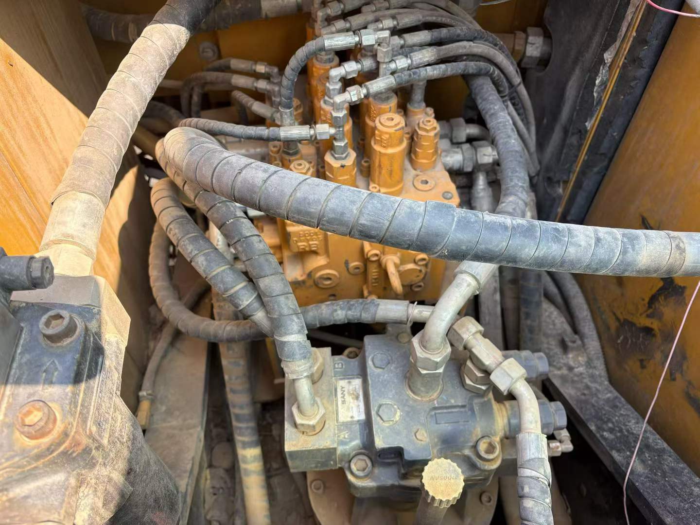 Buy Sany SY155H Used Excavator / 8