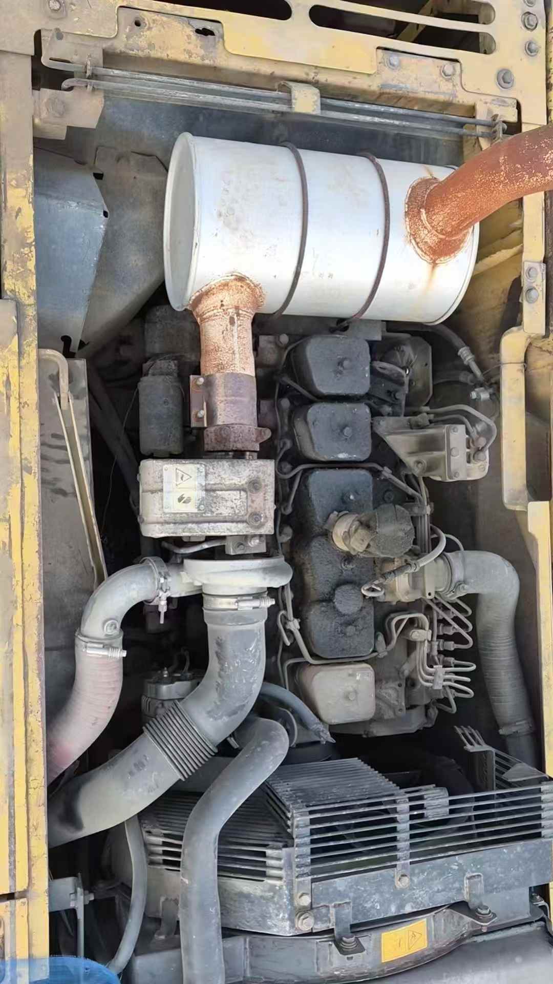 Buy Komatsu PC200 Used Excavator / 2