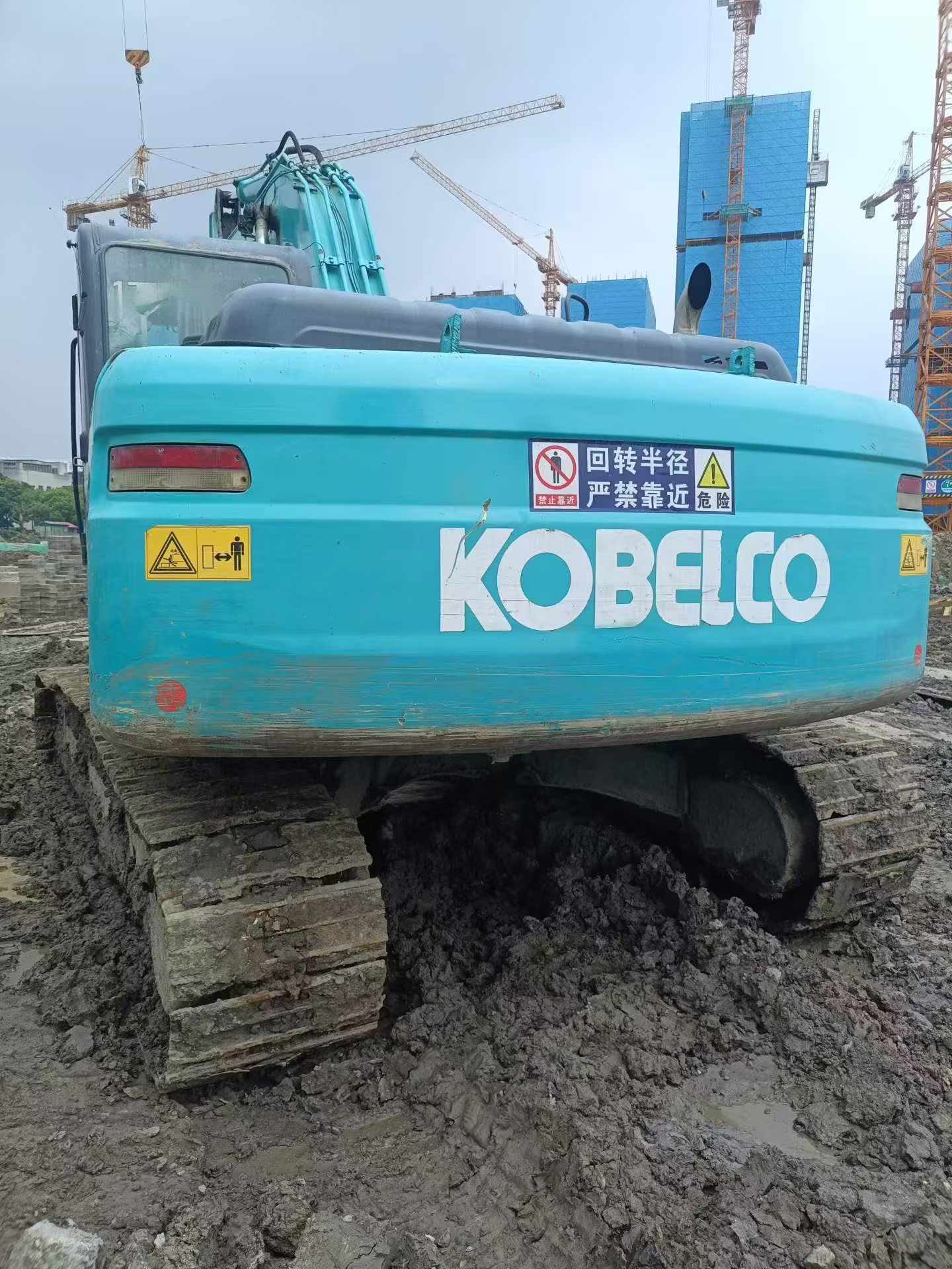 Buy Kobelco SK210 Used Excavator / 3 Buy Kobelco SK210 Used Excavator / 3