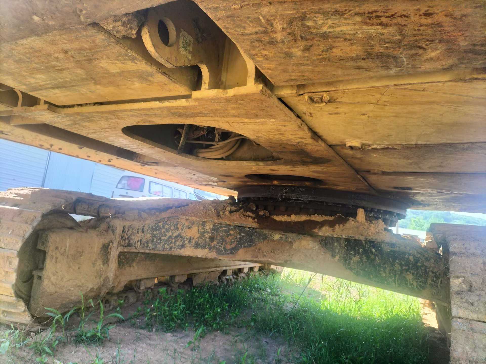 Buy Caterpillar 324D Used Excavator / 8 Buy Caterpillar 324D Used Excavator / 8