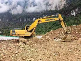 Buy Komatsu PC200 Used Excavator / 3 Buy Komatsu PC200 Used Excavator / 3