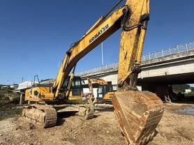 Buy Komatsu PC450 Used Excavator / 2 Buy Komatsu PC450 Used Excavator / 2