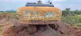 Buy XCMG XE200 Used Excavator / 3 Buy XCMG XE200 Used Excavator / 3