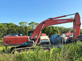 Buy Hitachi ZX300-5A Used Excavator / 2 Buy Hitachi ZX300-5A Used Excavator / 2