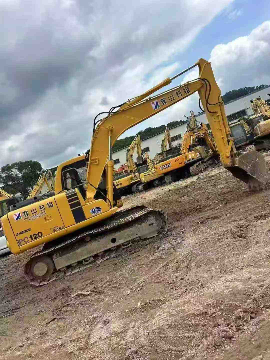 Buy Komatsu PC120-6E Used Excavator / 4 Buy Komatsu PC120-6E Used Excavator / 4