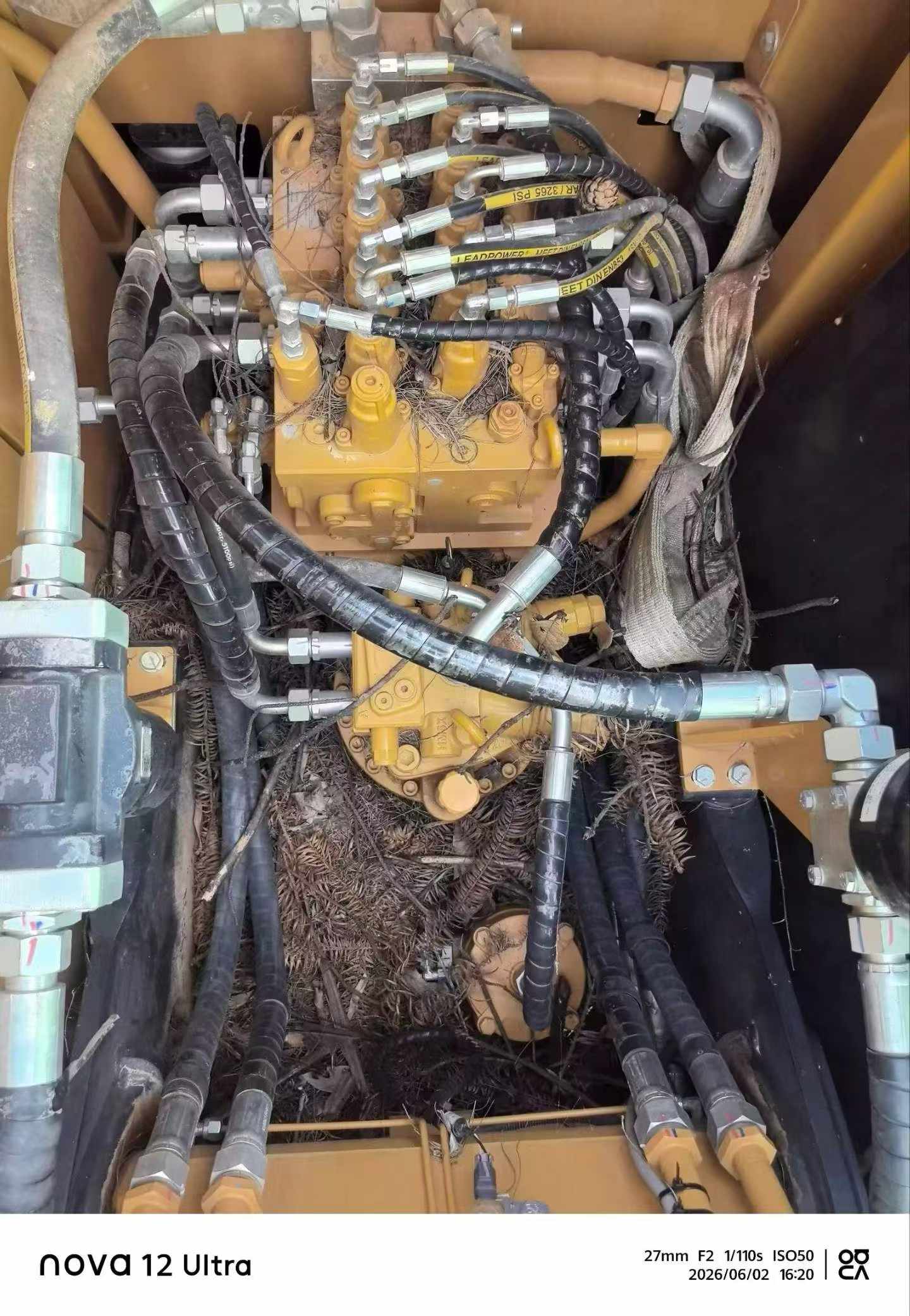 Buy Sany SY135 Used Excavator / 4
