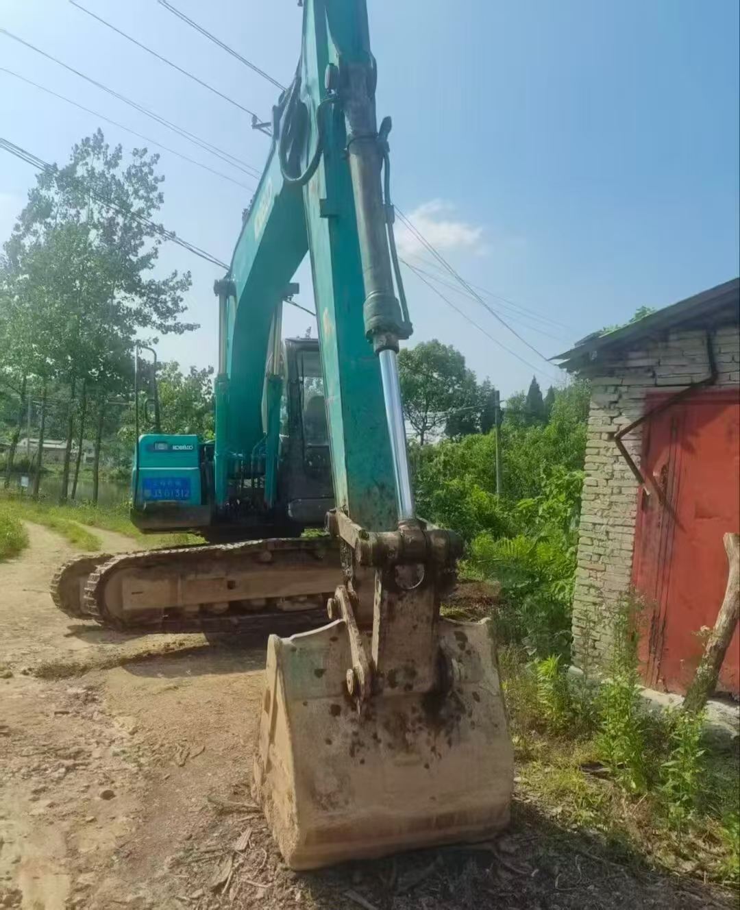 Buy Kobelco SK140 Used Excavator / 6 Buy Kobelco SK140 Used Excavator / 6