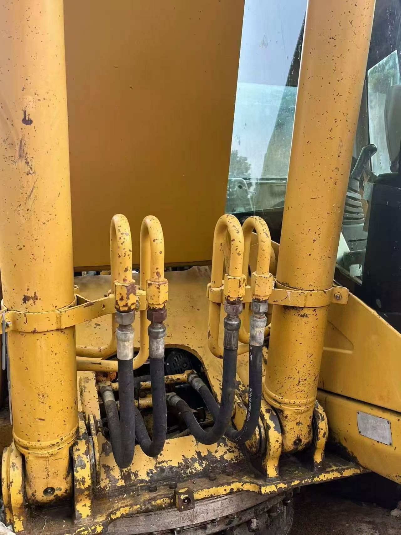 Buy Caterpillar 320C Used Excavator / 5