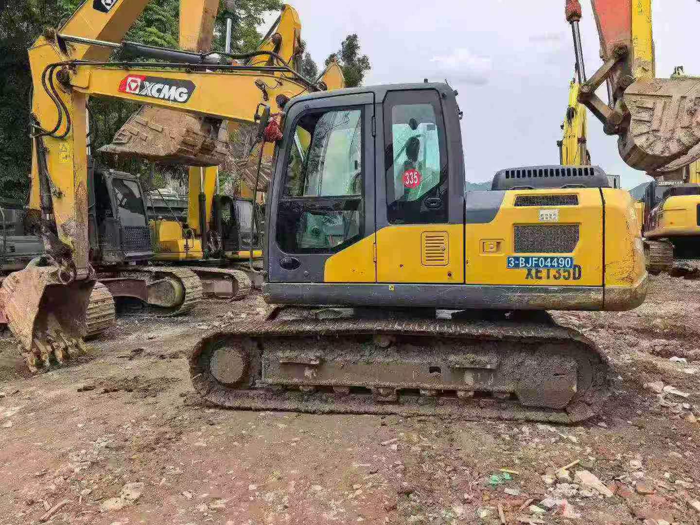 Buy XCMG XE135B Used Excavator / 4